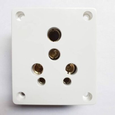 16A non modular electrical socket for heavy appliances