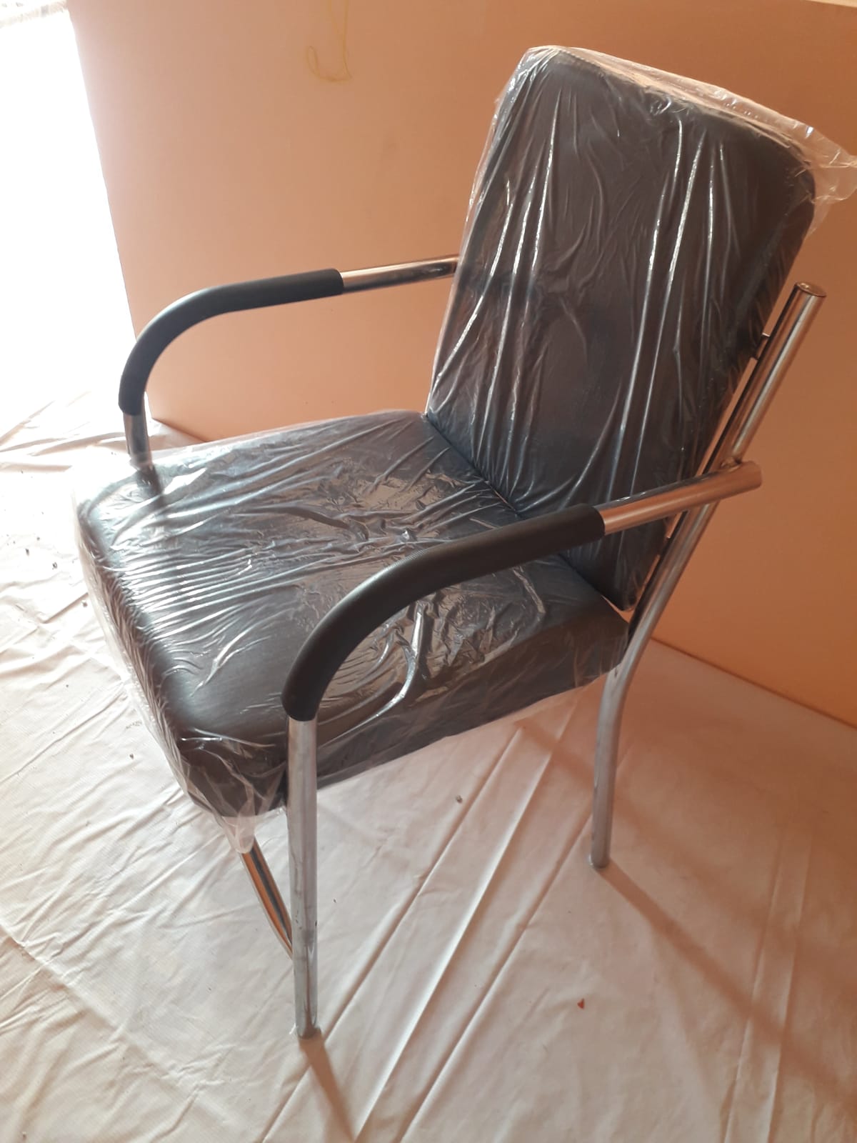 Office Visitor Chair with Cushioned Seat Metal Frame Armrests - Image 3