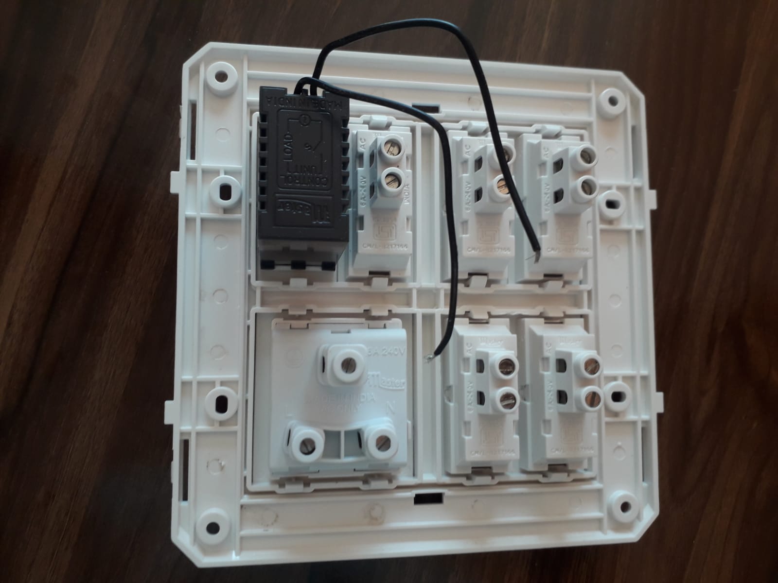 White Modular Electrical Switch Board 8x4 with Fan Regulator & Socket - Image 4